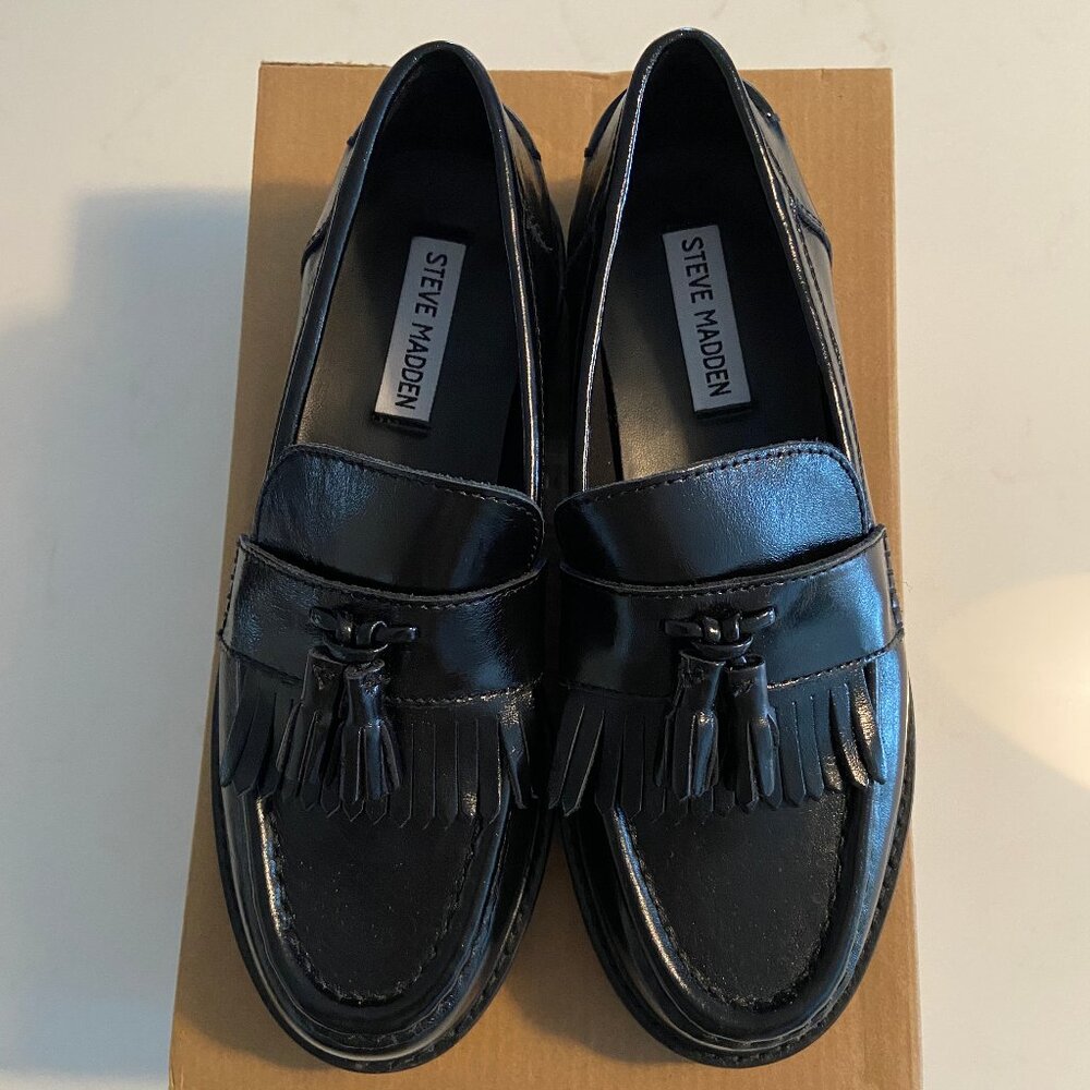 STEVE MADDEN MINKA Black leather loafer